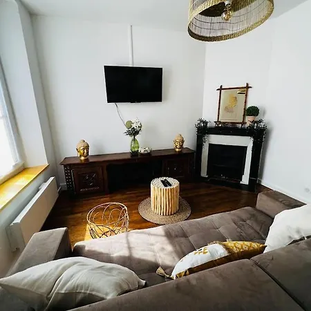 Apartmán Grand F2 Proche Du Centre Ville. *