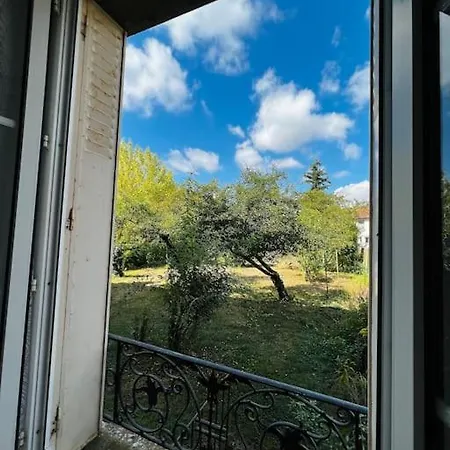 Grand F2 Proche Du Centre Ville. Apartmán